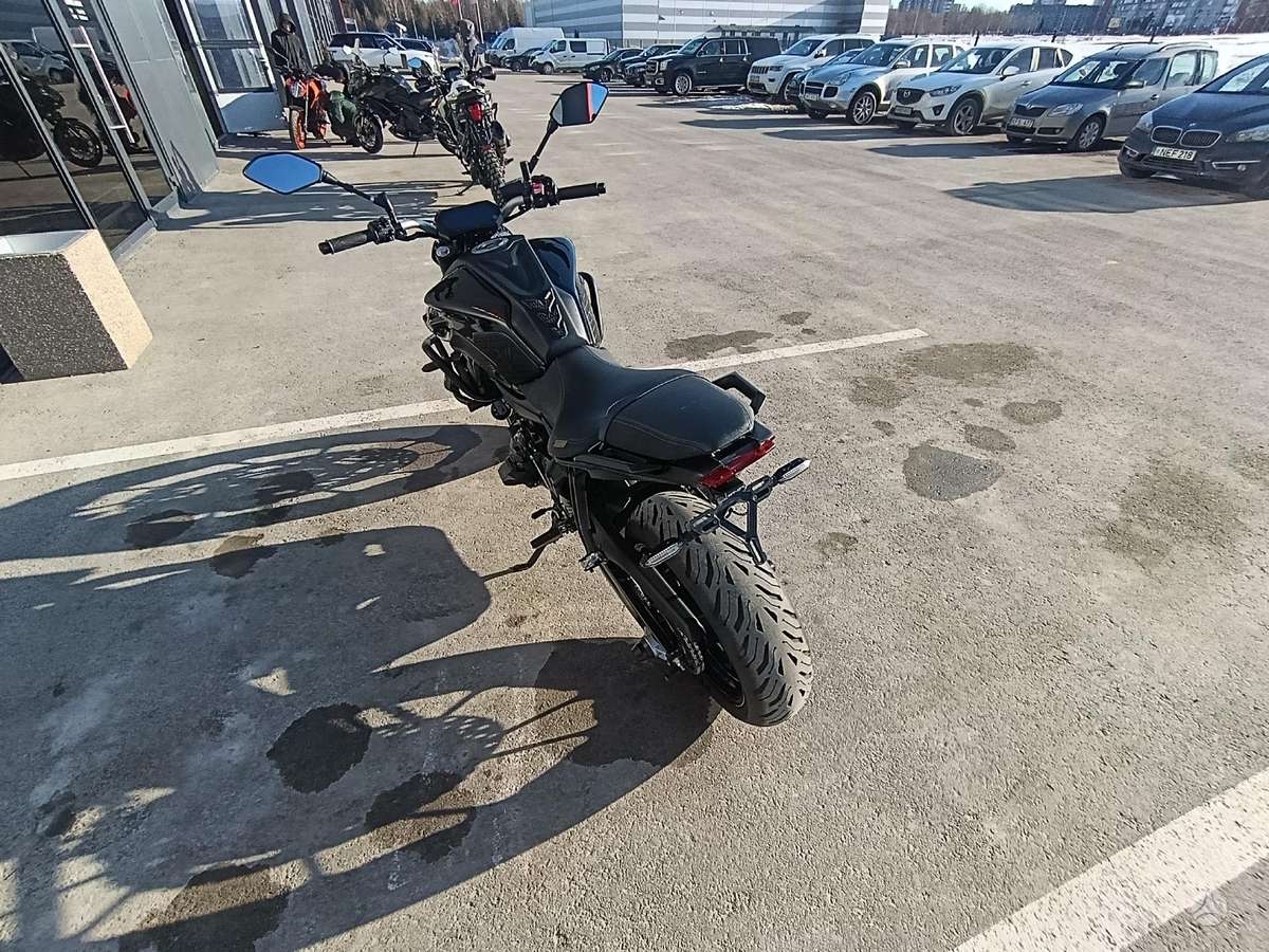 Yamaha MT 07 700cc, street / classic