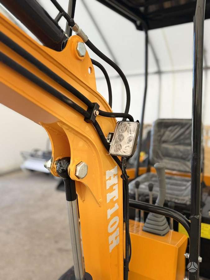 ENZO HT-10B, mini excavator
