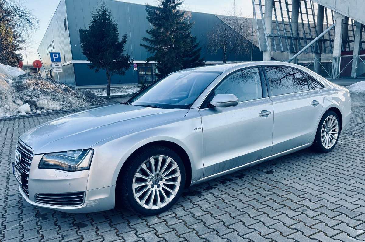 Audi A8, 6.3 l., Седан