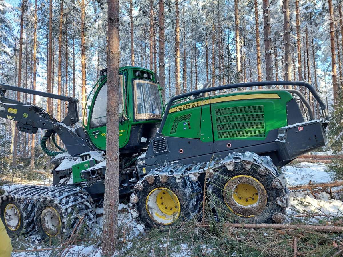 John Deere 1170G 8WD (H535), harvesters
