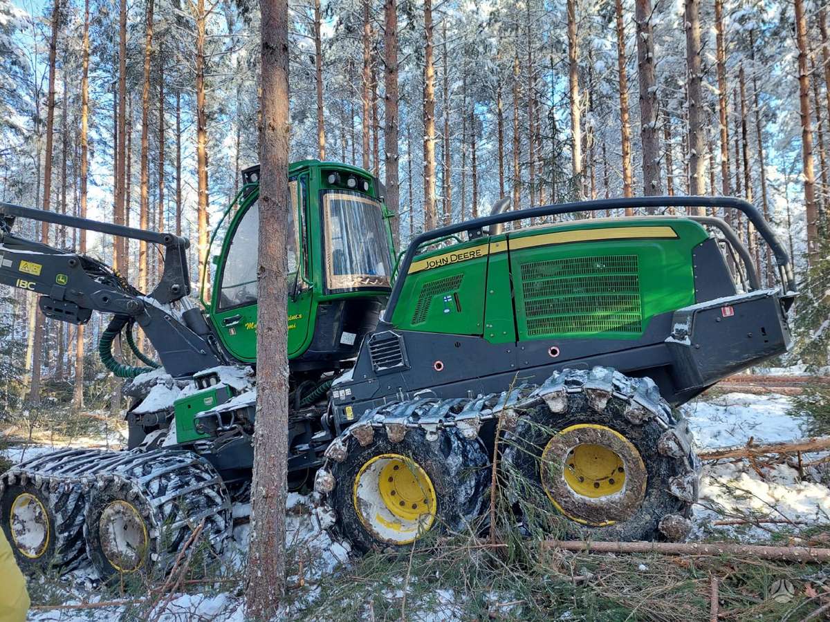 John Deere 1170G 8WD (H535), харвестеры