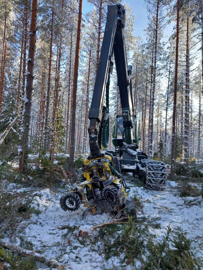 John Deere 1170G 8WD (H535), харвестеры