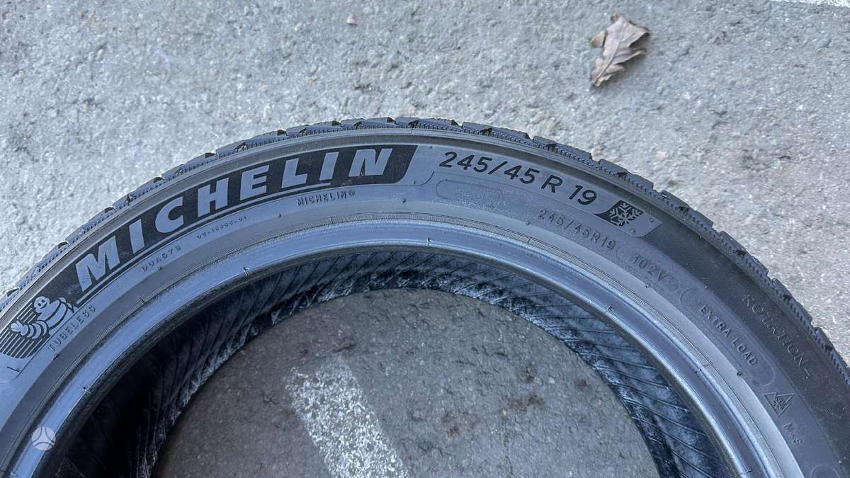 Michelin Pilot ALPIN 5, winter 245/45 R19