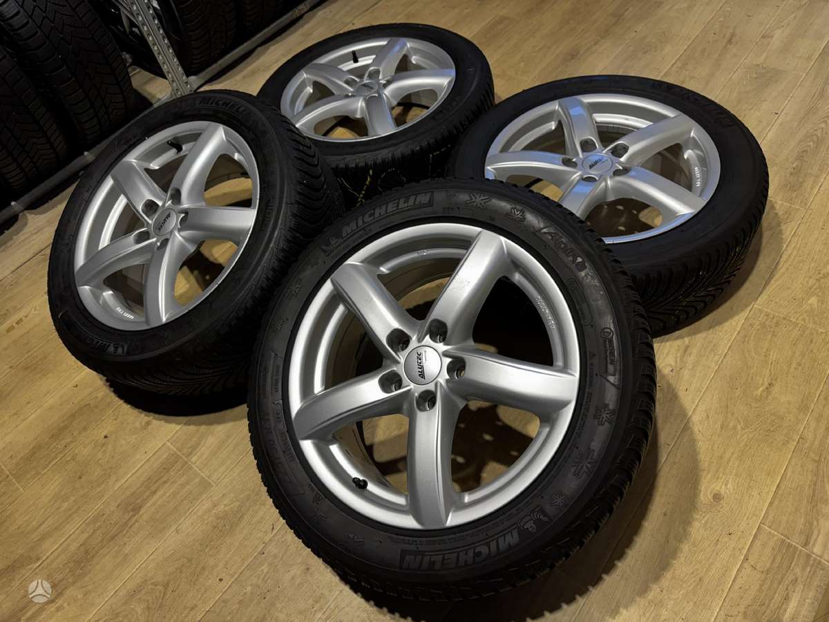 Audi A4 su žiem. padangomis, легкосплавные , R17