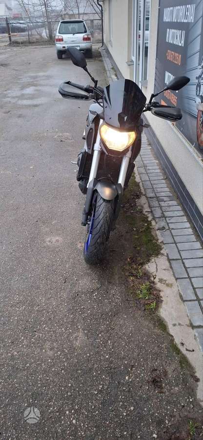 Yamaha MT 09 900cc, street / classic