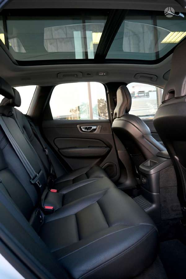 Volvo XC60 - 11