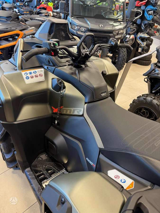 Can-Am Outlander 999cc, keturračiai