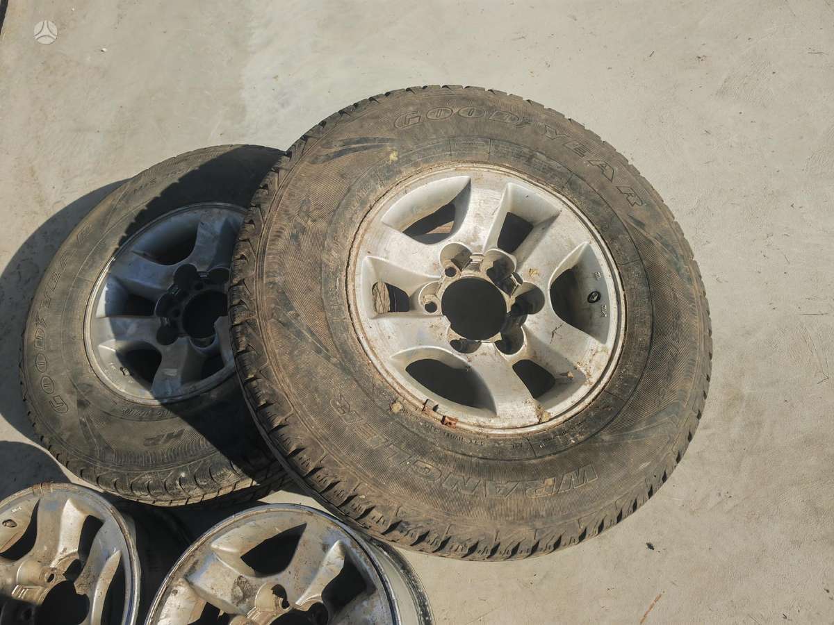 Toyota Hilux, легкосплавные , R15