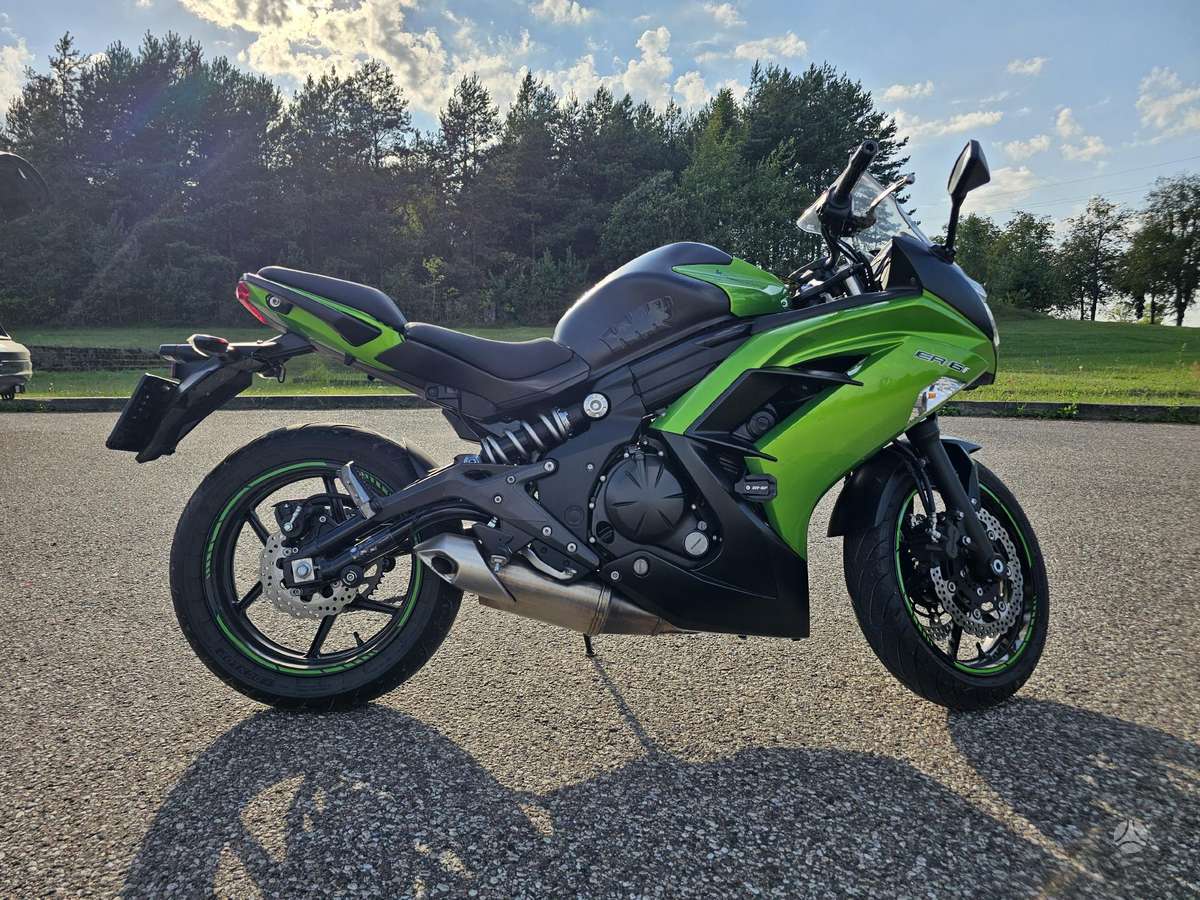 Kawasaki ER 649cc, street / classic