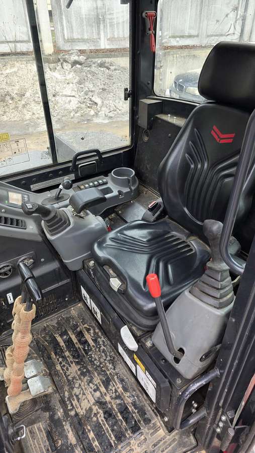 Yanmar VIO50-6B, ekskavatoriai