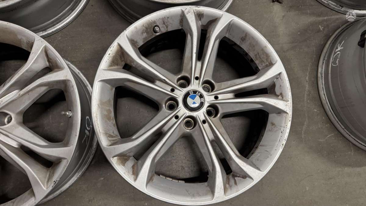 BMW, vieglmetāla, R18
