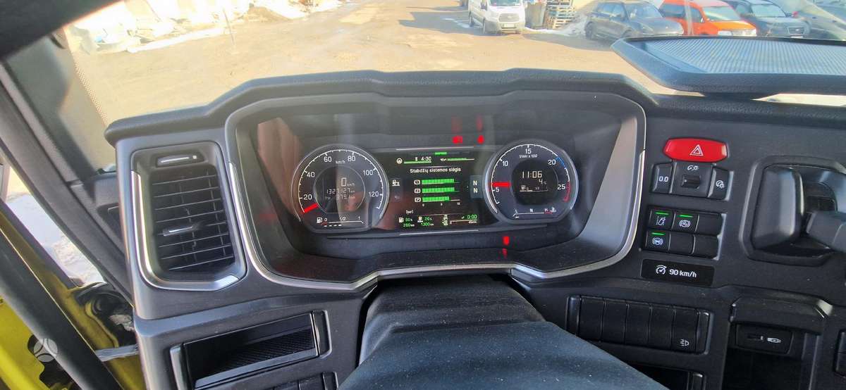 Scania R 450, double sleeper