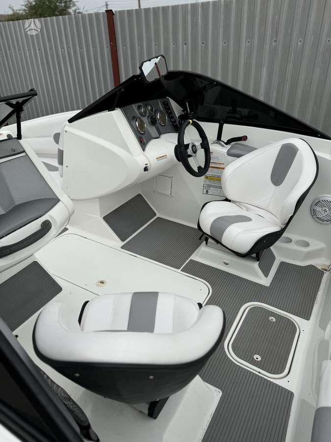 Sea doo Challenger 180, yachts / cruisers