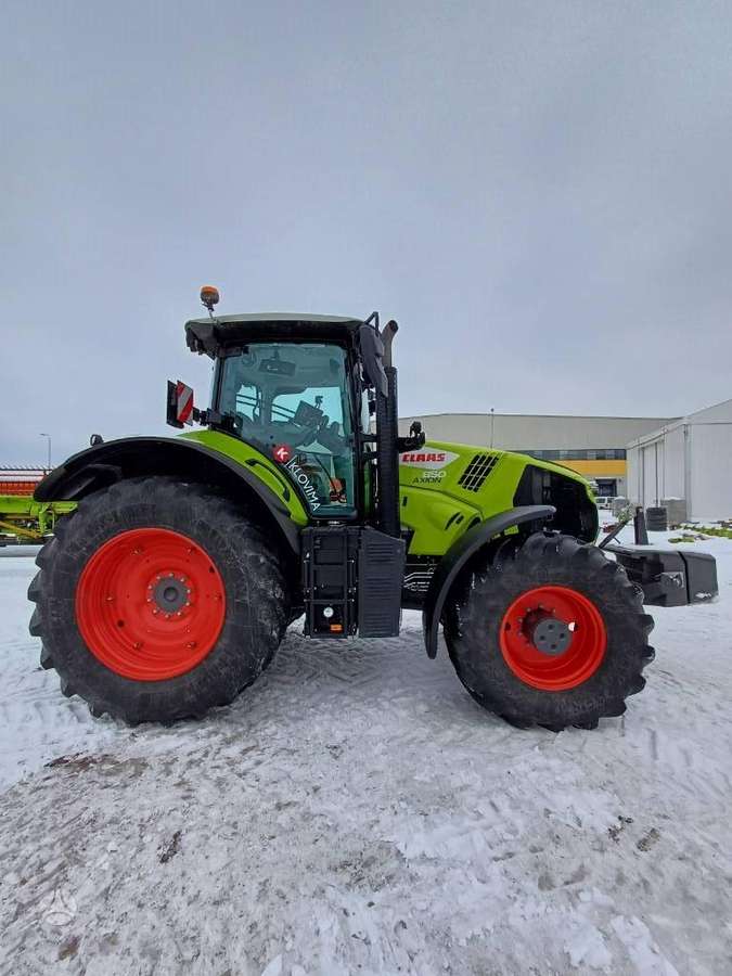 Claas Axion 850, tractors