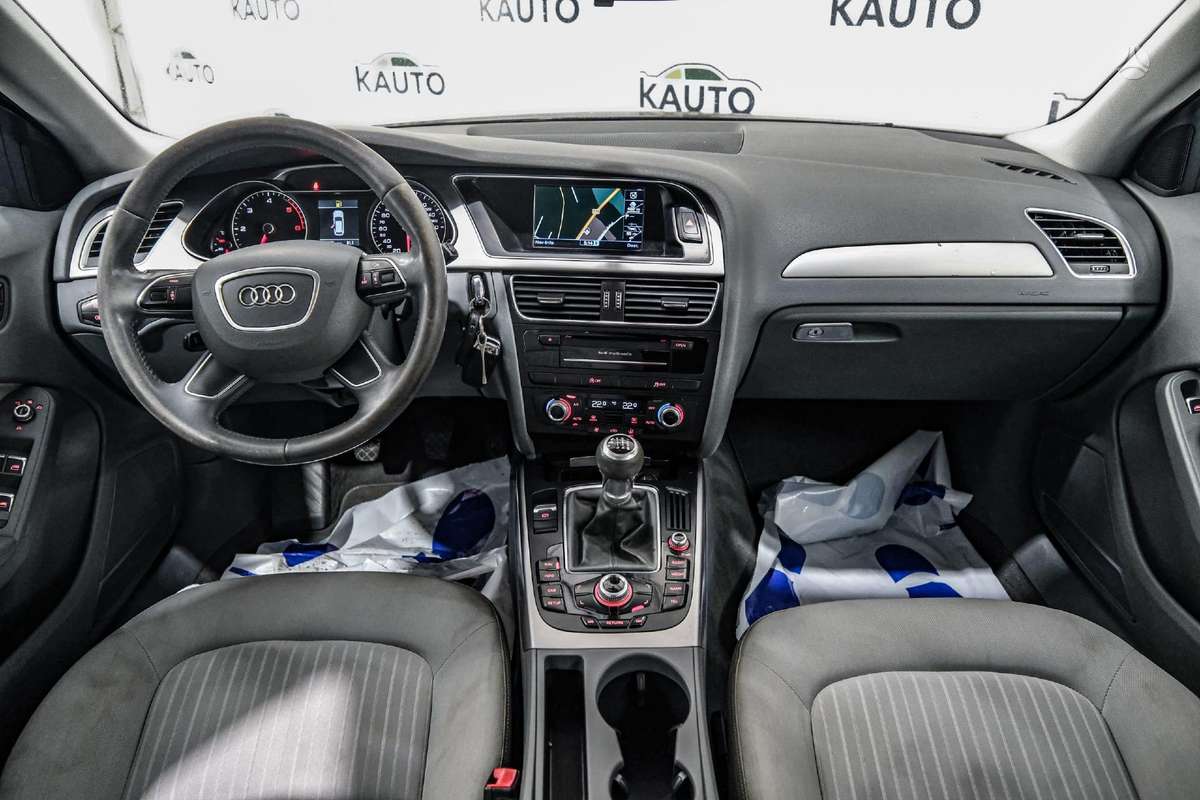 Audi A4, 2.0 l., Универсал