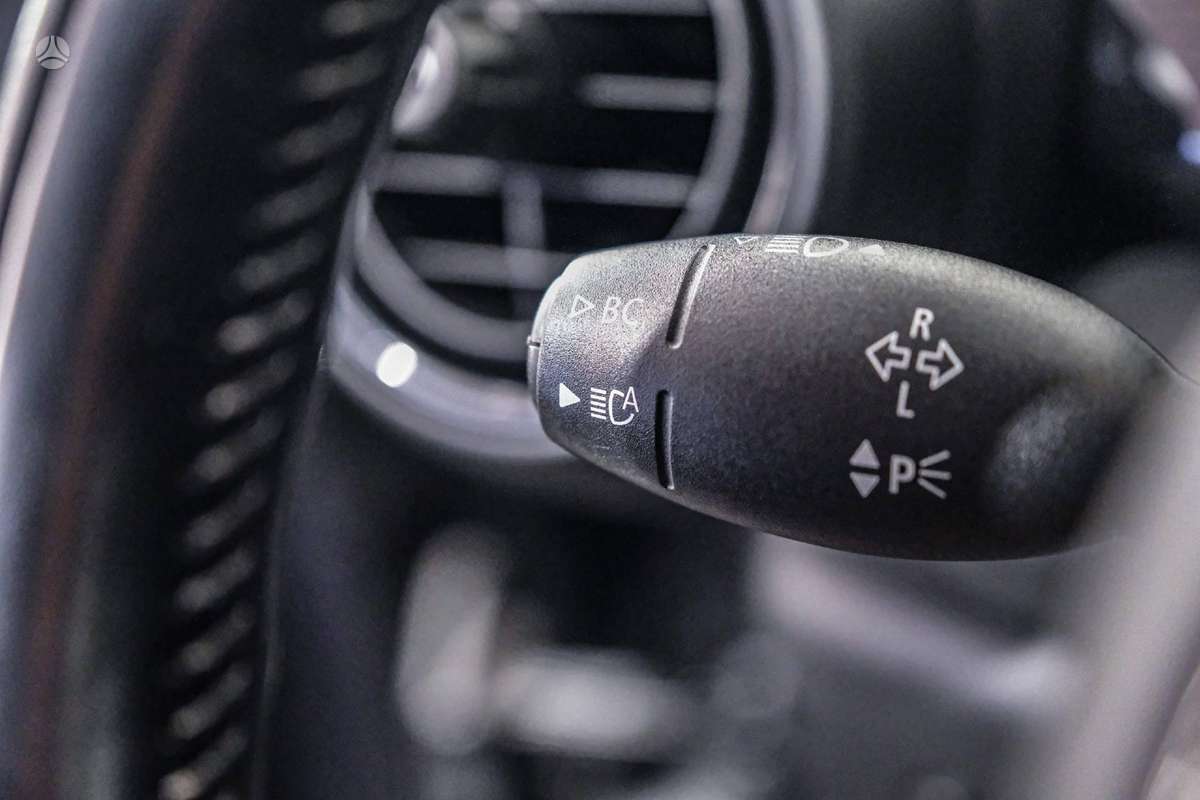 Mini Cooper, 1.6 l., coupe