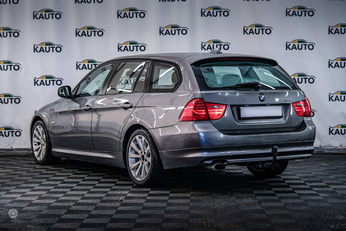 BMW 320, 2.0 l., Универсал