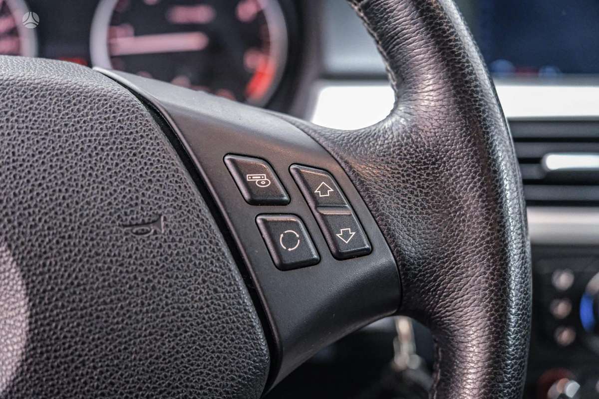BMW 320, 2.0 l., Универсал