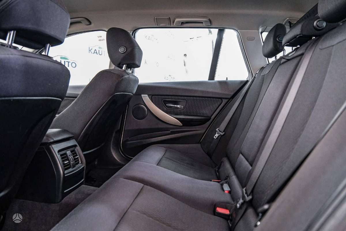 BMW 320, 2.0 l., wagon