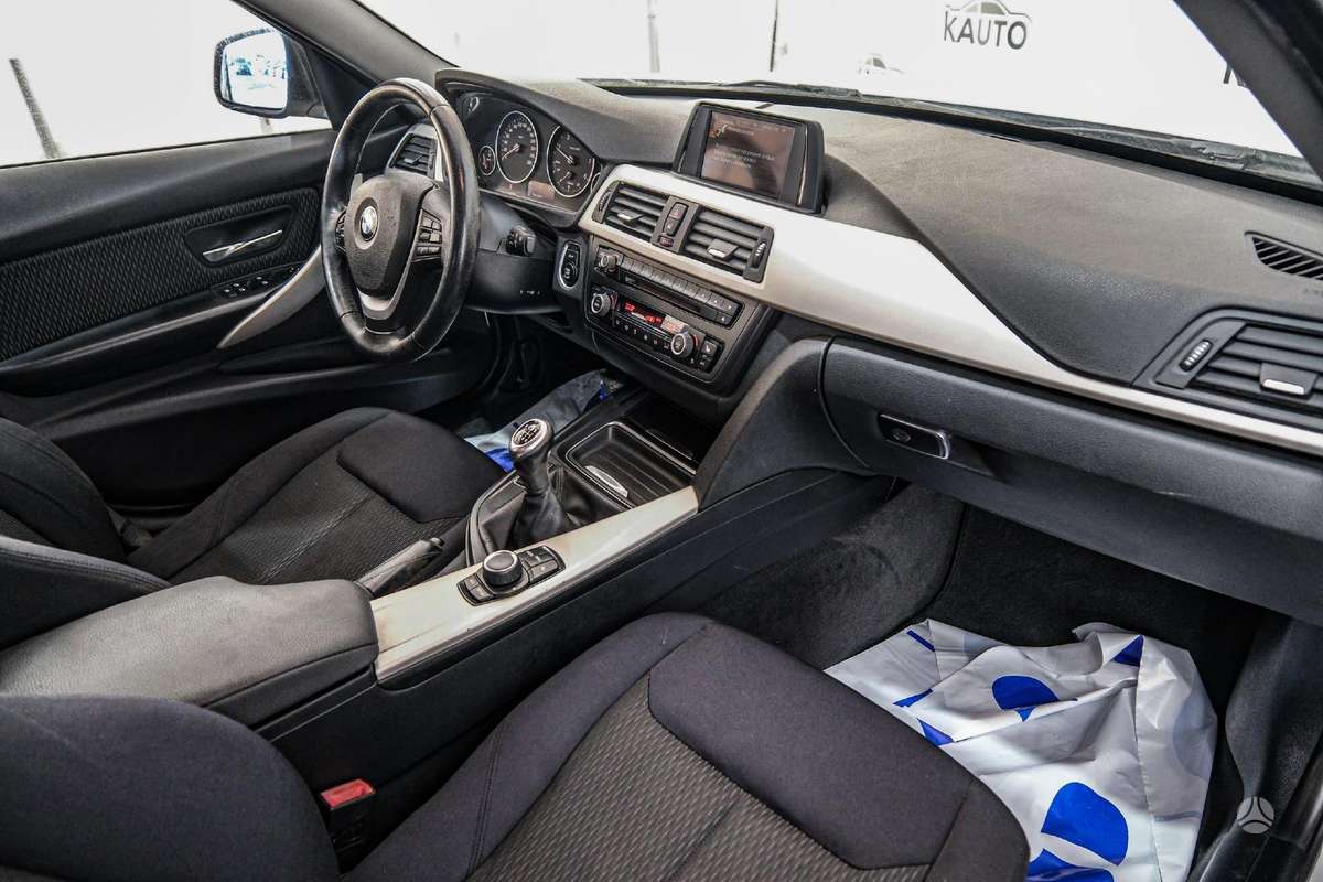 BMW 320, 2.0 l., universalas