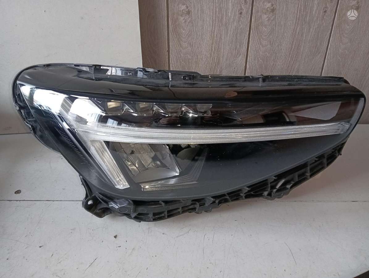 Volvo XC40 body parts