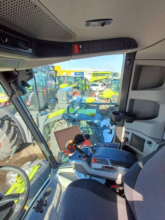 Claas Lexion 6800, combine harvesters