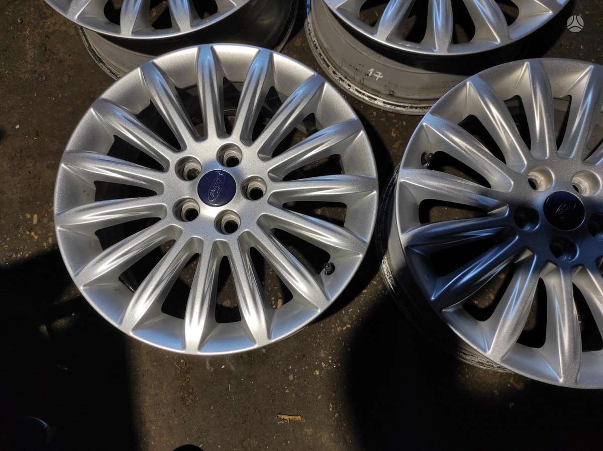 Ford, lengvojo lydinio, R17