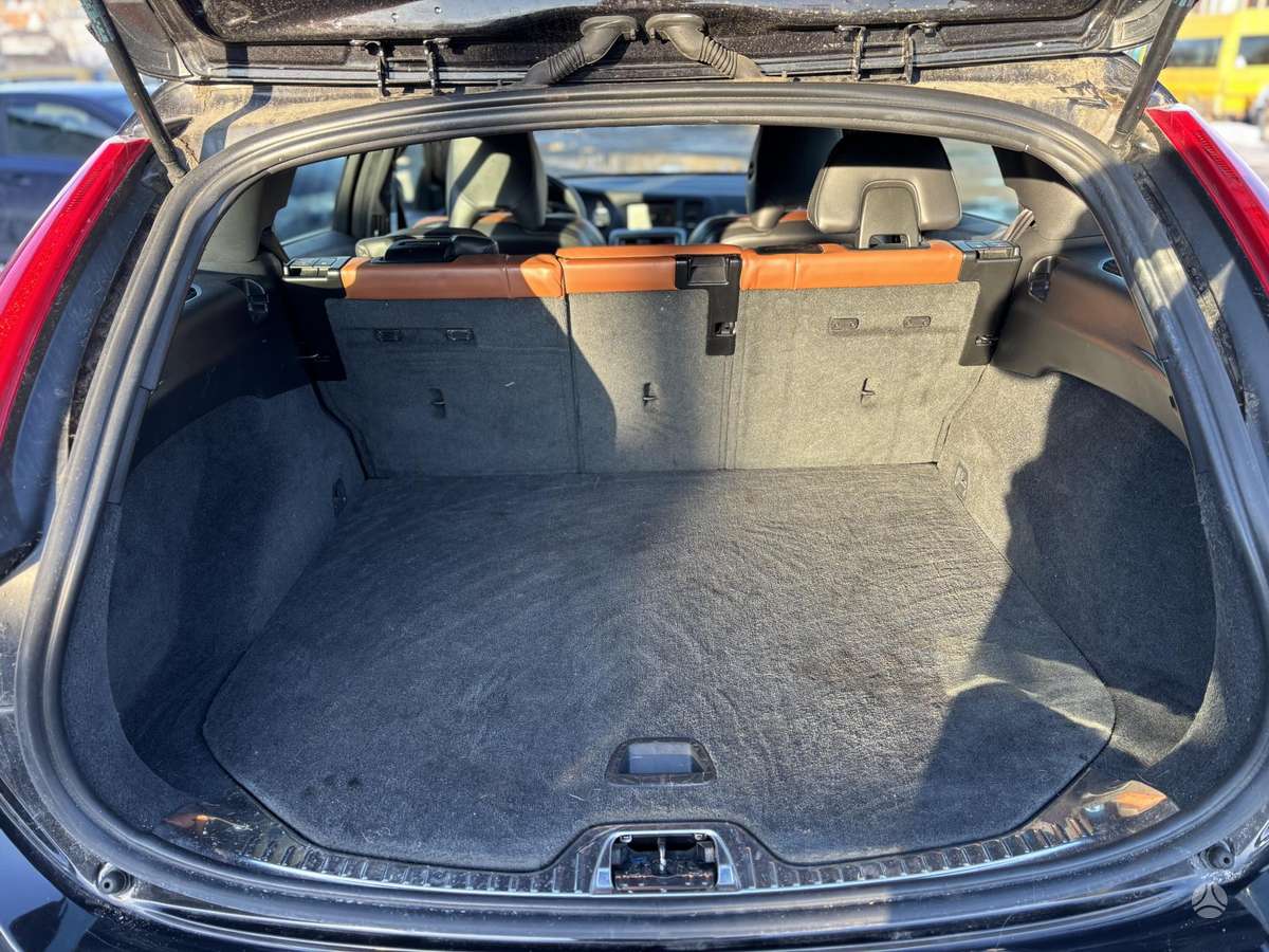 Volvo V60 - 11