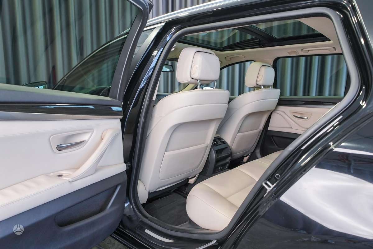 BMW 520, 2.0 l., Универсал