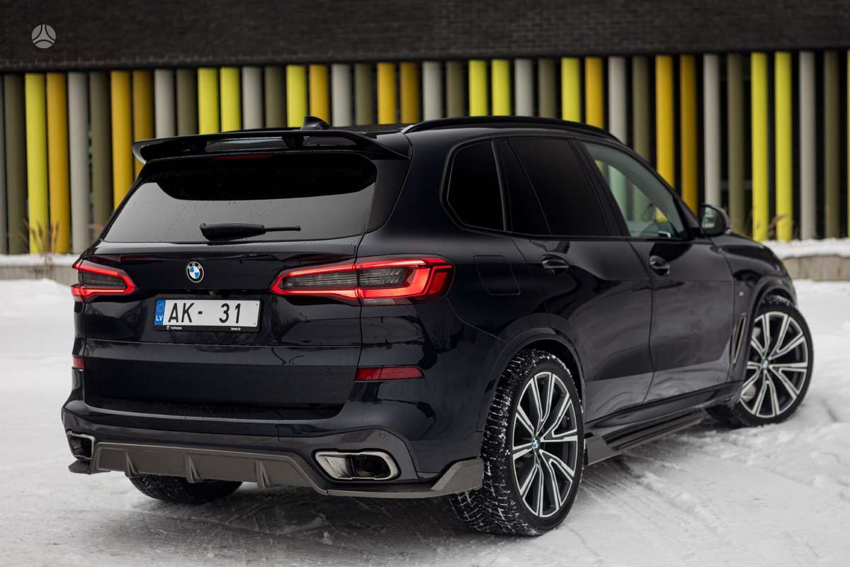 BMW X5, 3.0 l., Пикап
