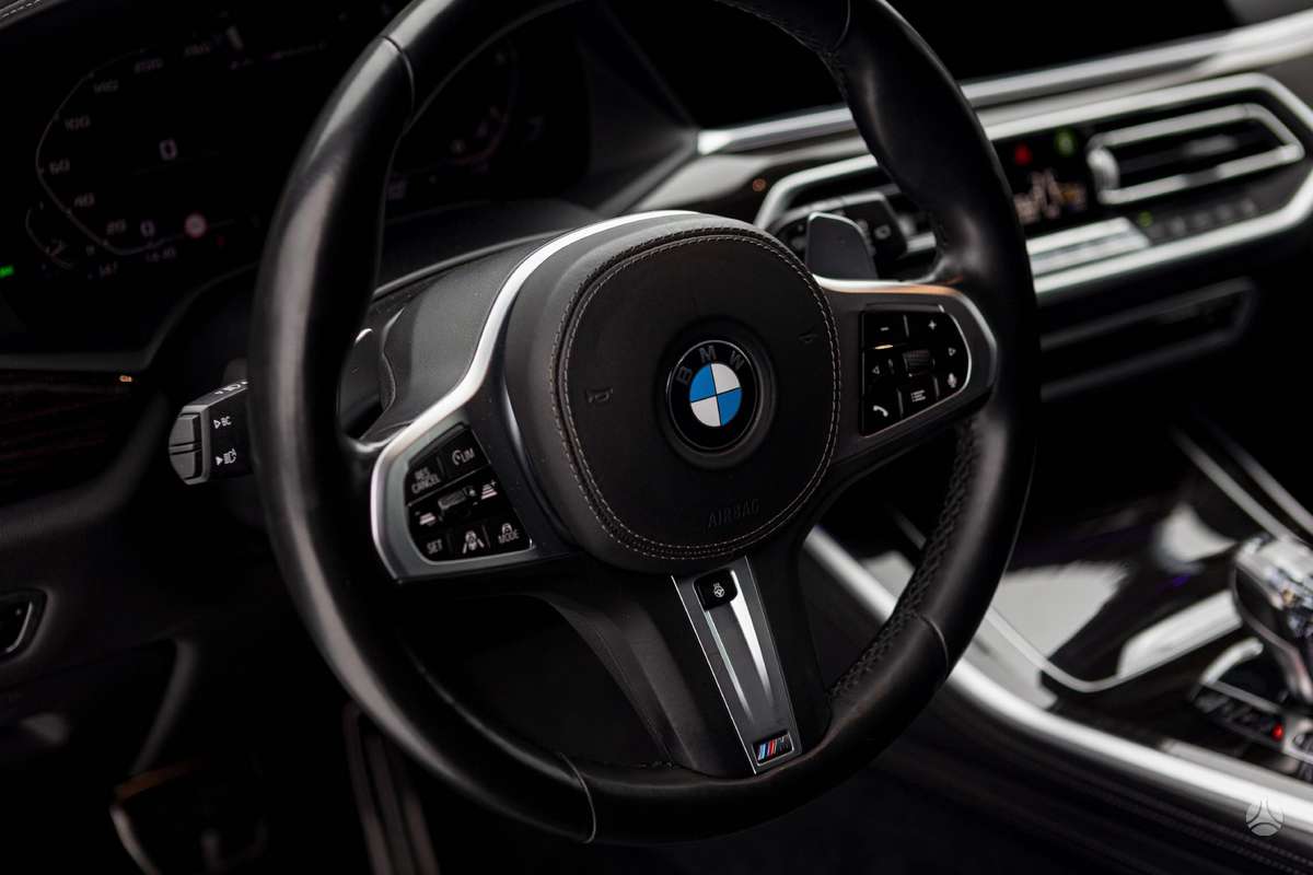 BMW X5, 3.0 l., Пикап