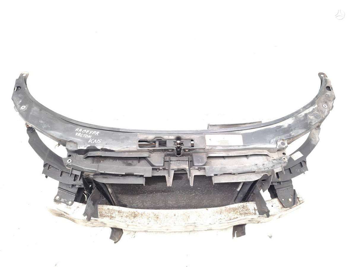 Audi A3 hood (front, rear)