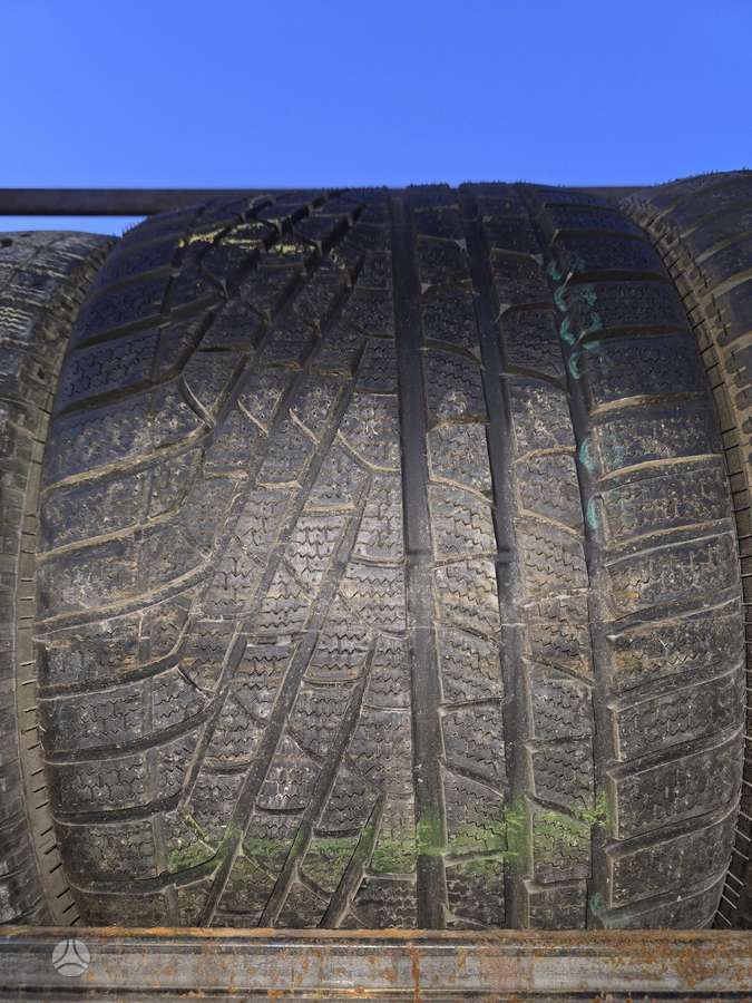 Pirelli, winter 335/30 R18