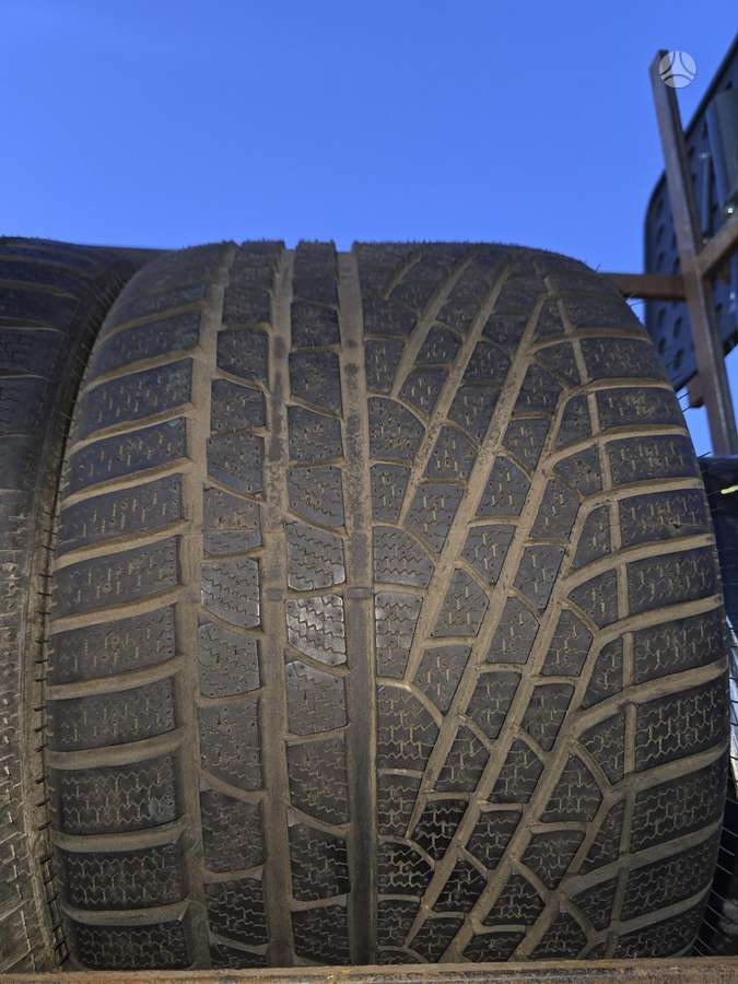 Pirelli, žieminės 335/30 R18