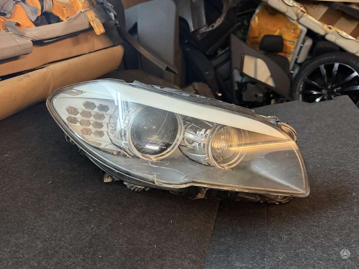 BMW 5 serija žibintai