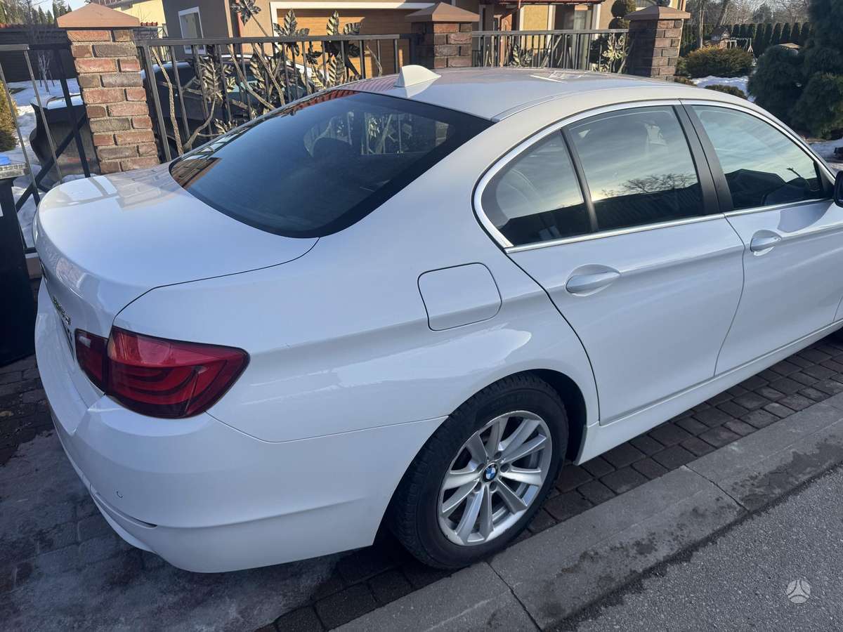 BMW 525, 2.0 l., Седан