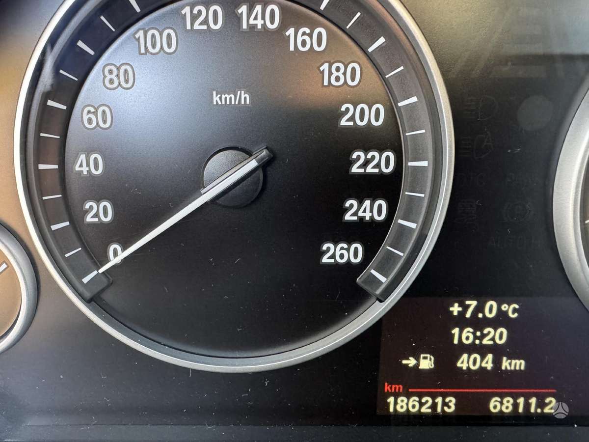 BMW 525, 2.0 l., Седан