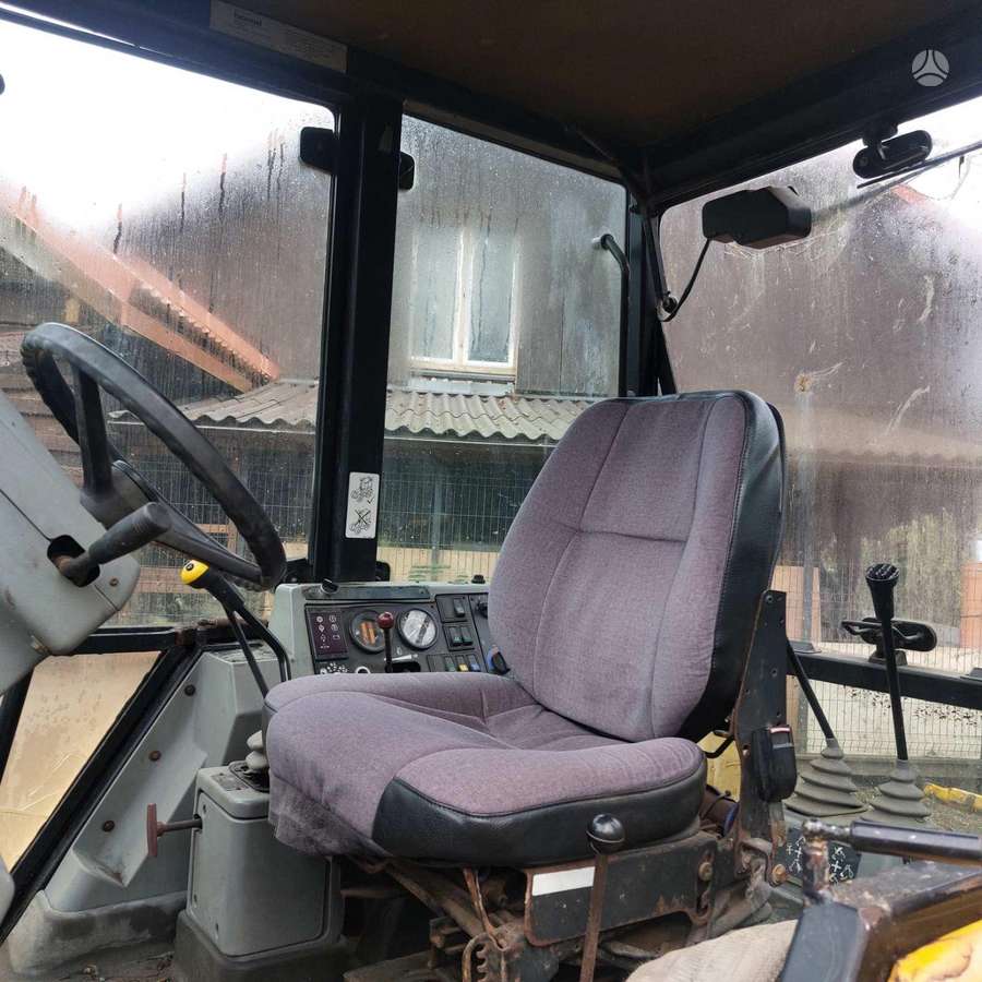 Fermec 860x, экскаваторные погрузчики