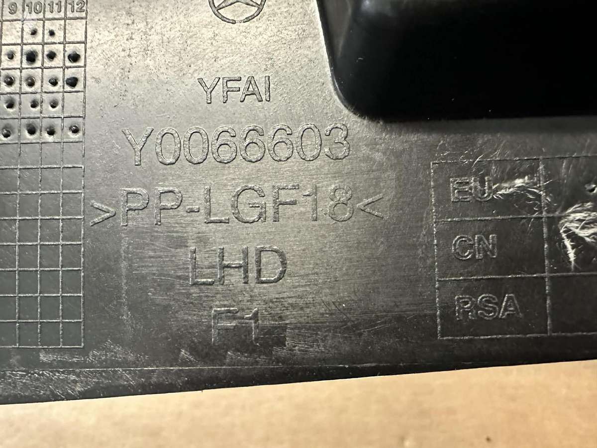 Mercedes-Benz EQE, 2976803000, dashboard