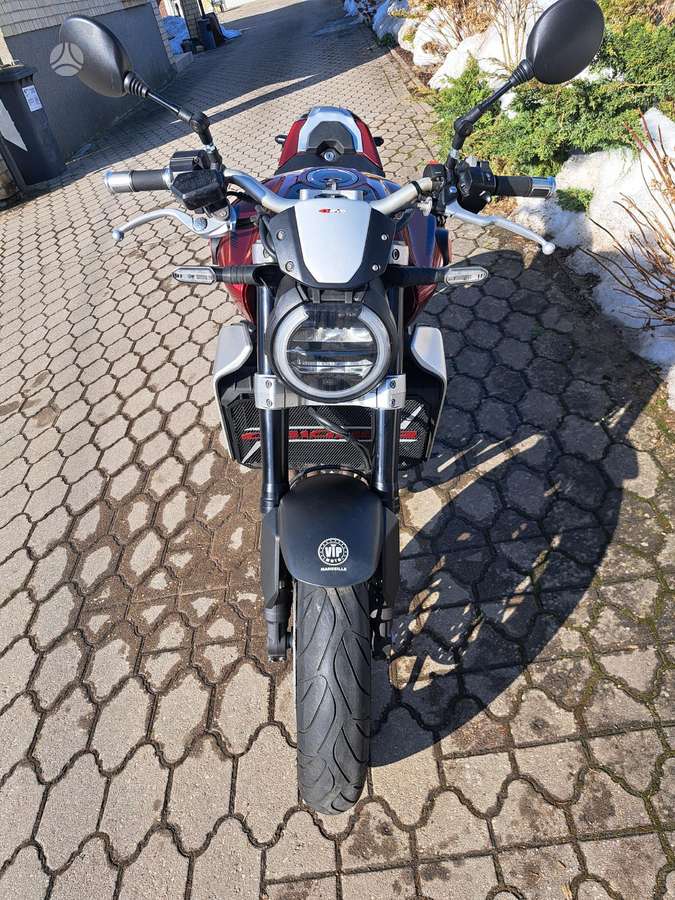Honda CB 1000cc, street / classic