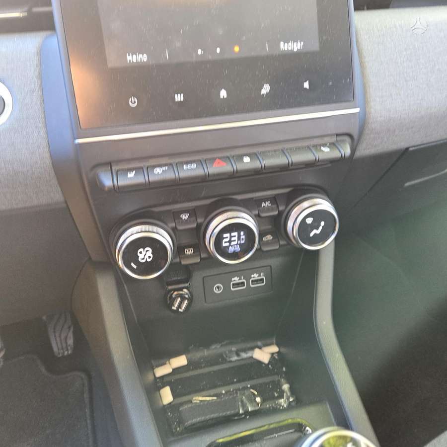 Renault Clio, 1.0 l., hatchback