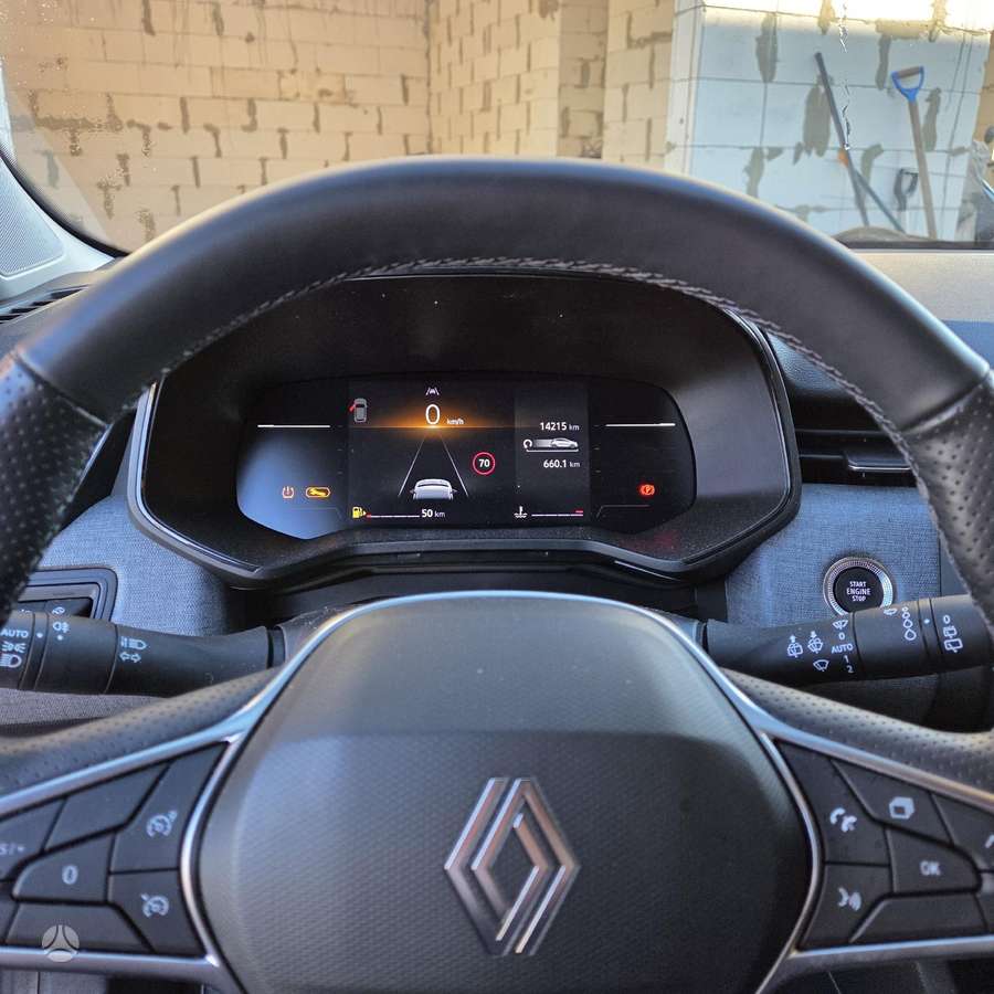 Renault Clio, 1.0 l., hatchback