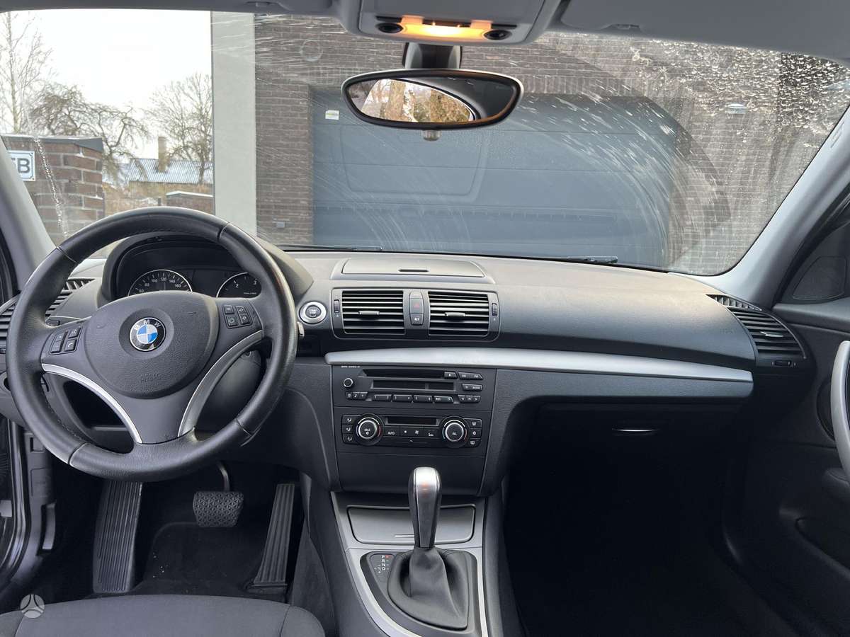 BMW 118, 2.0 l., Хэтчбек