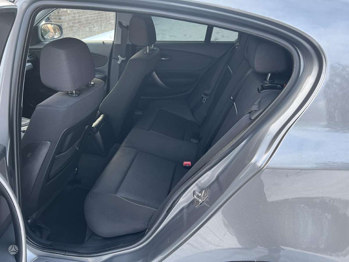 BMW 118, 2.0 l., Хэтчбек