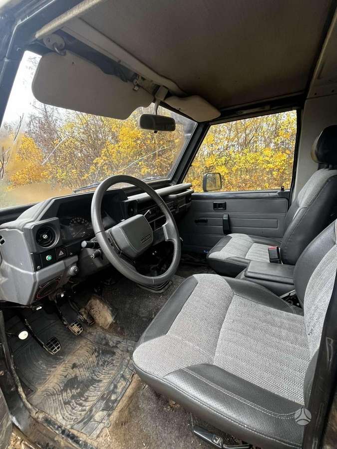 Toyota Land Cruiser - 2