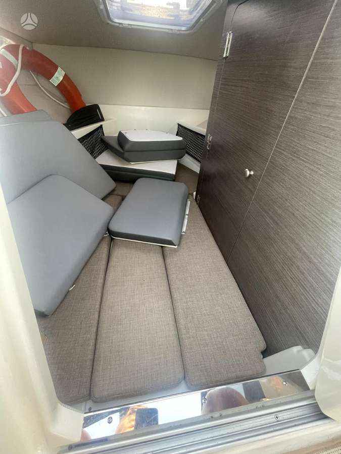 Bayliner VR6, яхты / катера