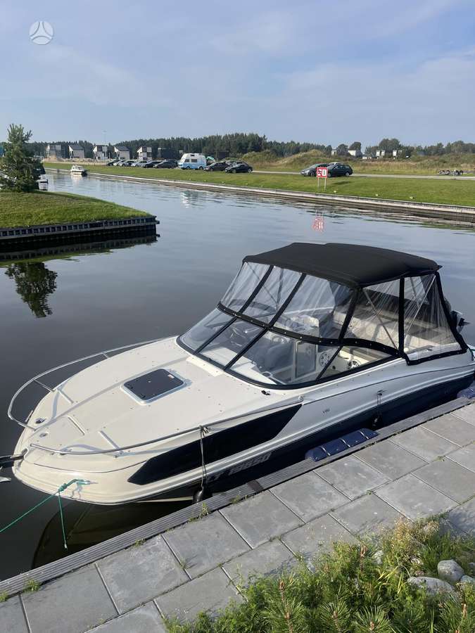 Bayliner VR6, yachts / cruisers