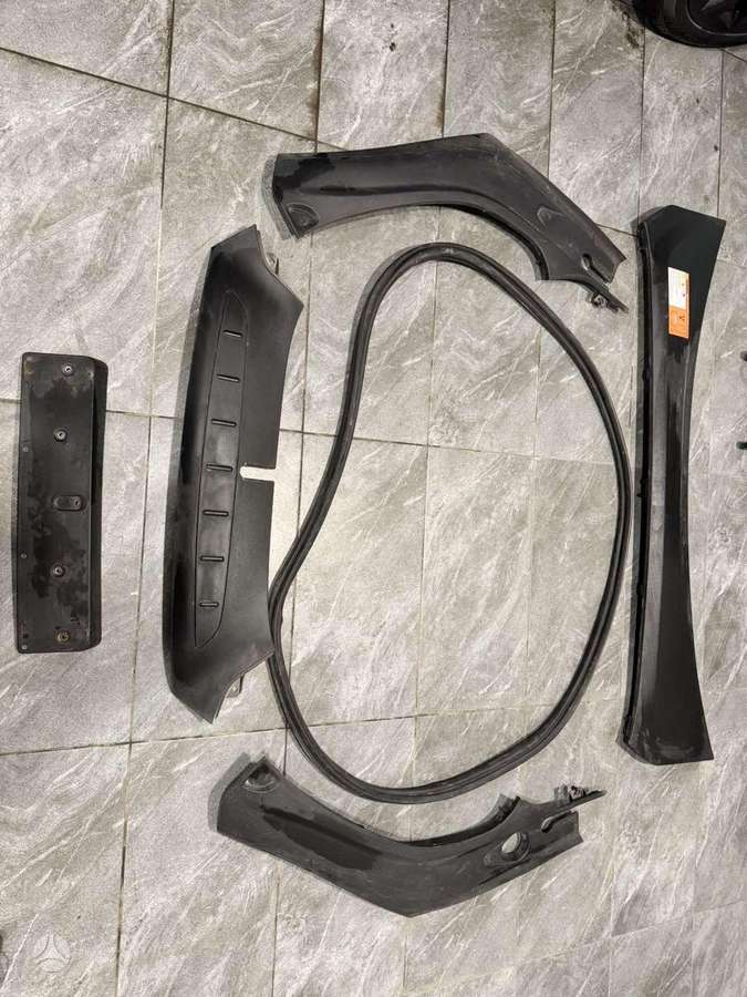 Tesla Model X body parts
