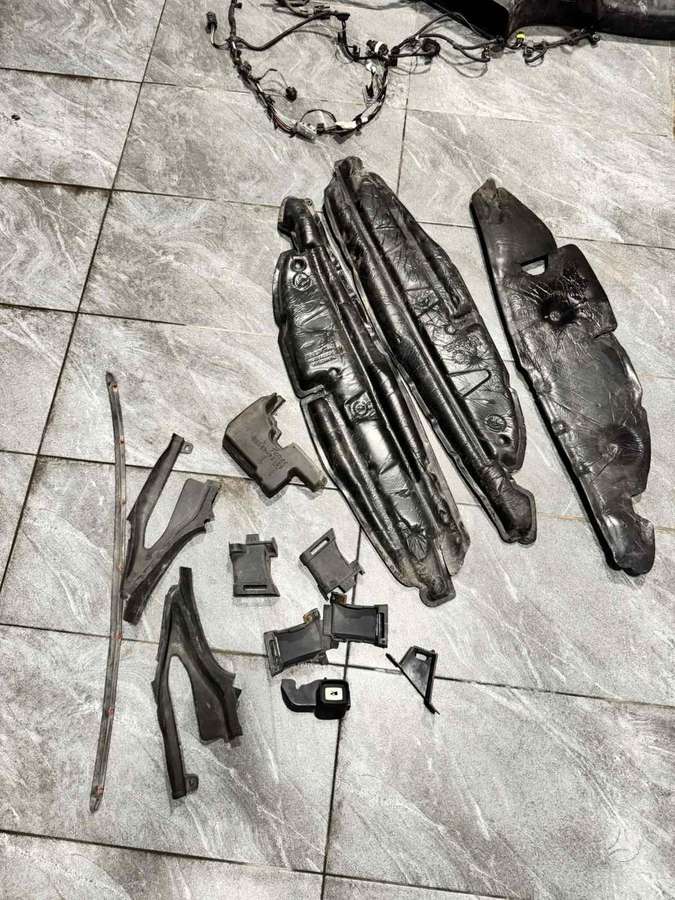 Tesla Model X body parts