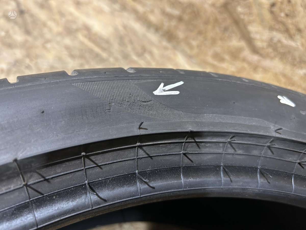 Pirelli P Zero PZ4, summer 315/30 R22